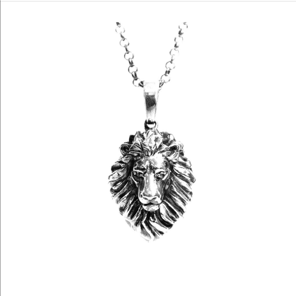 Silver and Topaz Lion Pendant